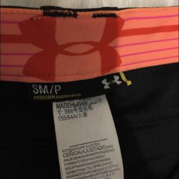 Women’s under armour softball pants - Picture 2 of 2